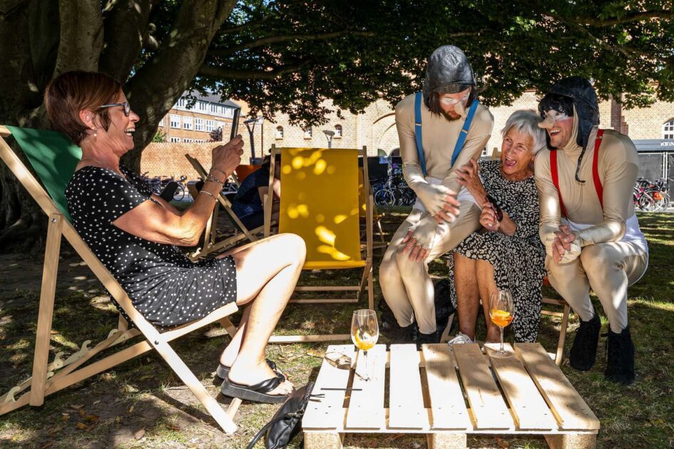 Gadeteater i Heerups Have, festuge 2024. Foto: Esbjerg Kommune.