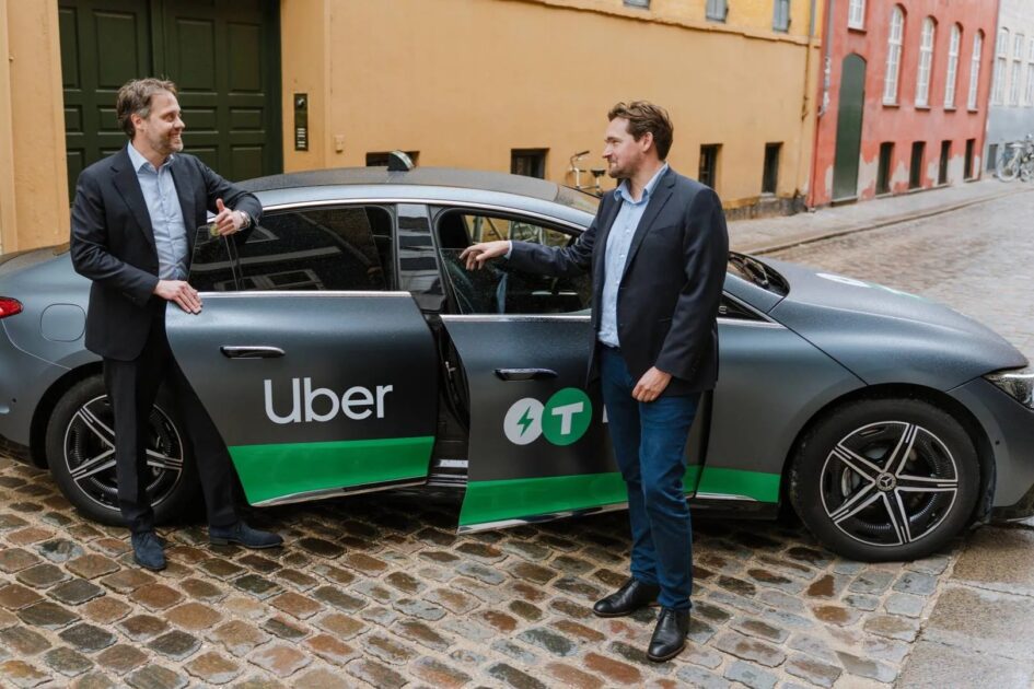 Dantaxi bliver til Uber. PR-foto.