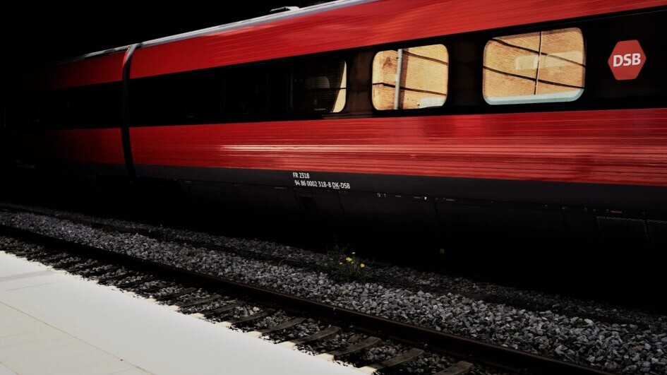 DSB IC3-tog i fart. Foto: Fjodor Pedersen.
