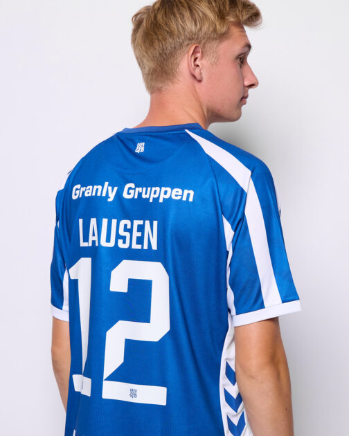EfB-hjemmebanetrøje 2025/-26. PR-foto.