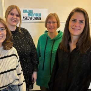 De fire på kontoret i Esbjerg. Tre psykologer og en administrativ medarbejder. Privatfoto.