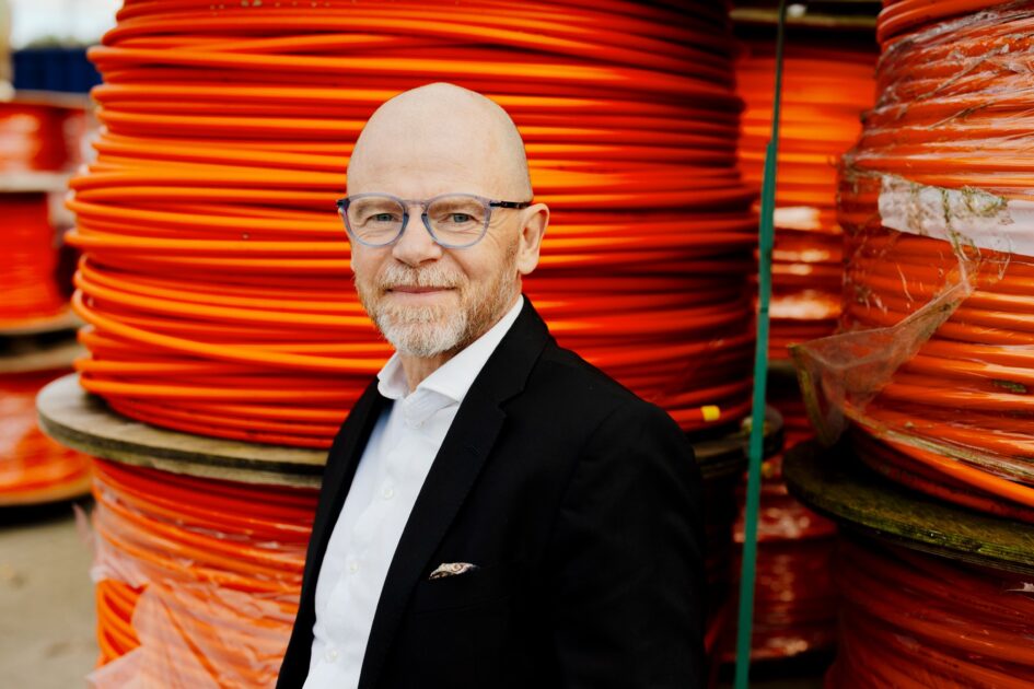 - Vi skaber signal med vores fiberforbindelser, og med navnet Sinal får vi en tydeligere position over for forbrugere, virksomheder og serviceudbydere, siger Carsten Bryder, direktør for Sinal. Foto: Tobias Nicolai/Norlys.