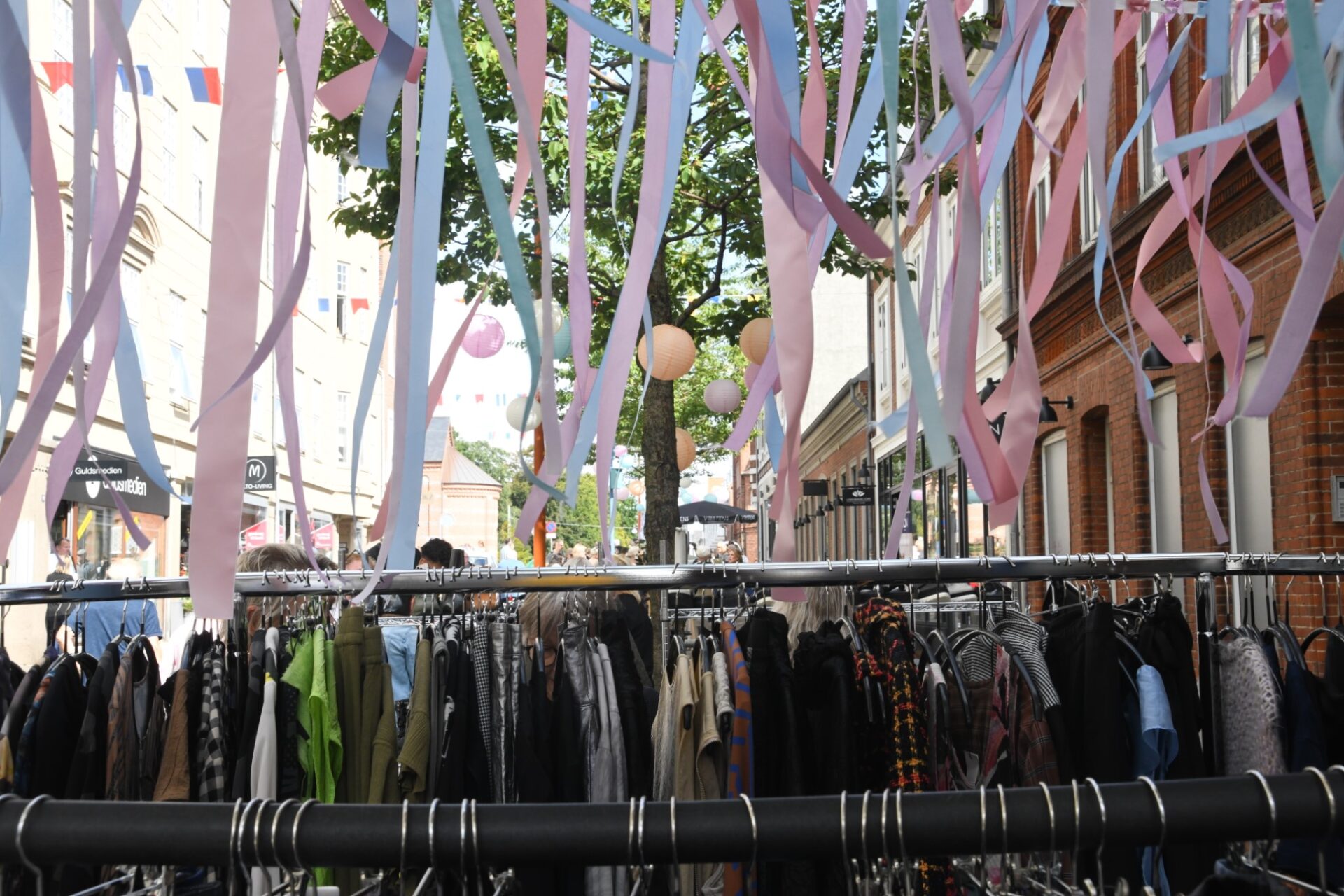 Markedsdag i Kirkegade, 2025. Foto: Peter Langwithz Smith.