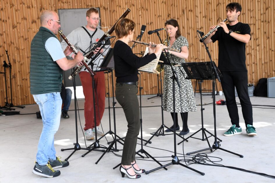 Esbjerg Ensemble fyldte det nye sceneområde med klassiske toner fra tværfløjte, obo og fagot. Foto: Peter Langwithz Smith.