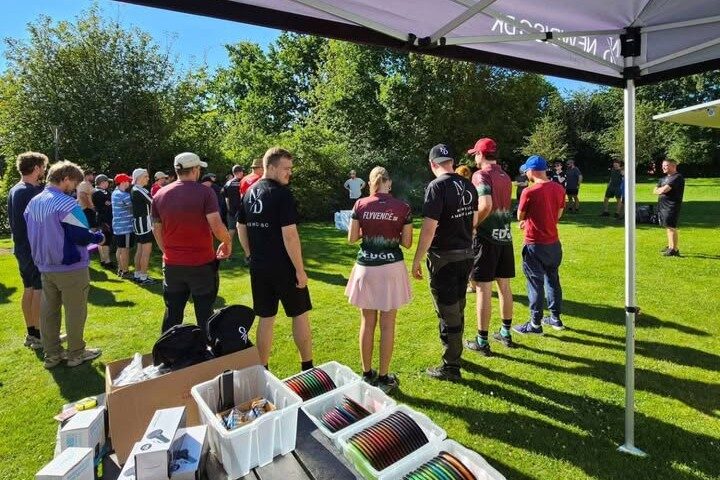 Discgolf er lige så meget hygge og samvær som sport. Privatfoto.