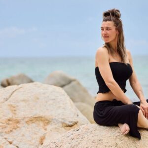 Irene Kubel Madsen fra Esbjerg er med i Robinson Ekspeditionen 2025. Foto: Pontus Rudolfson/Viaplay.