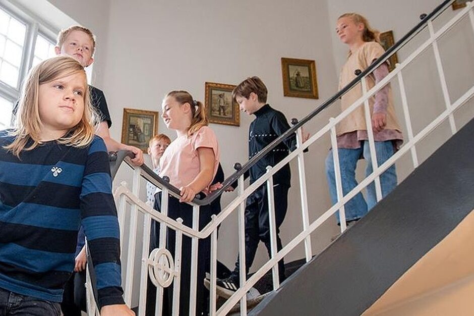 Her er et nyere billede, hvor man ser de klassiske, oprindelige gelændere. Foto: Esbjerg Kommune.