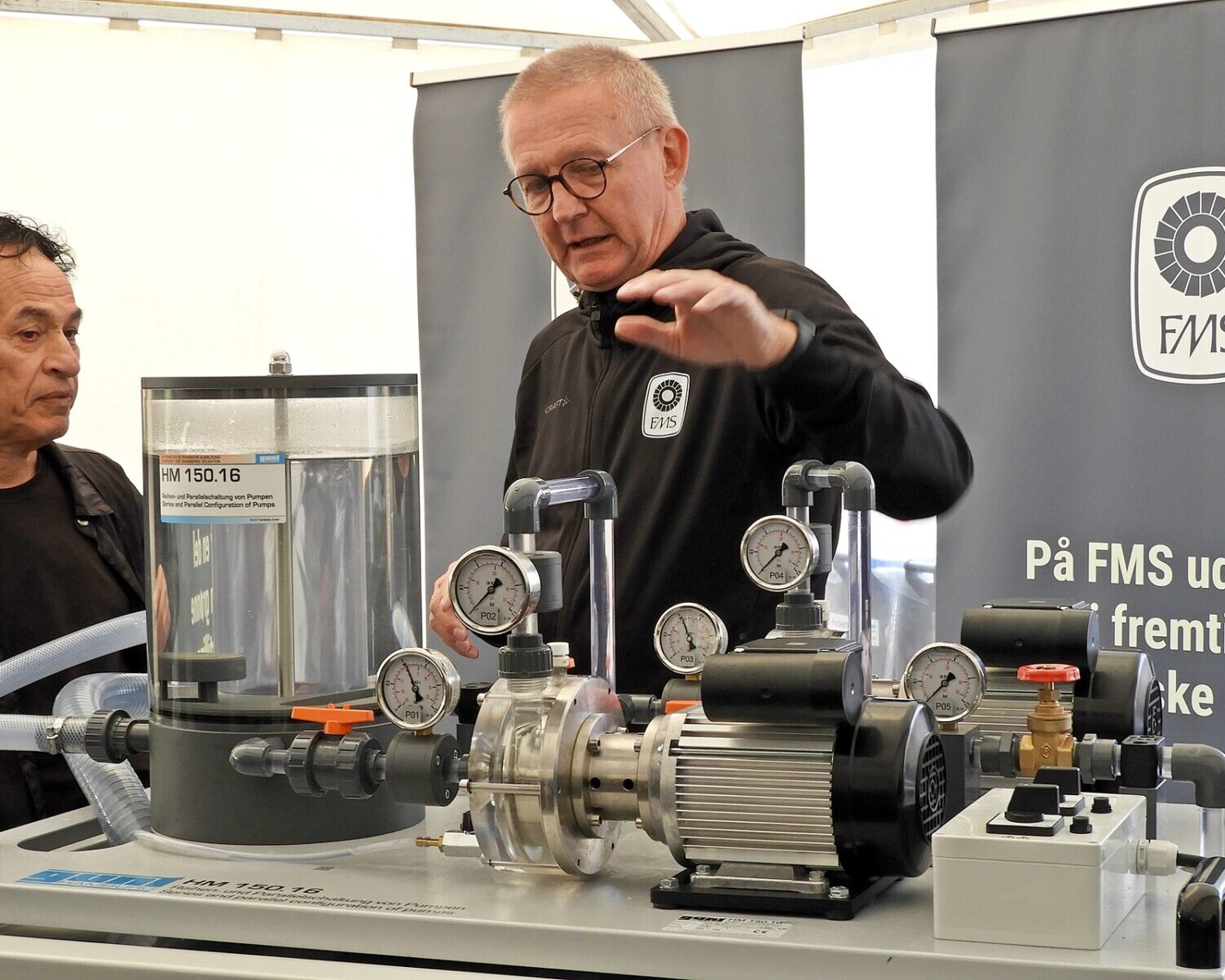 Virksomheder og organisationer præsenterede alt fra energiløsninger til fremtidens uddannelsesmuligheder. Foto: Per Benny Paulsen.