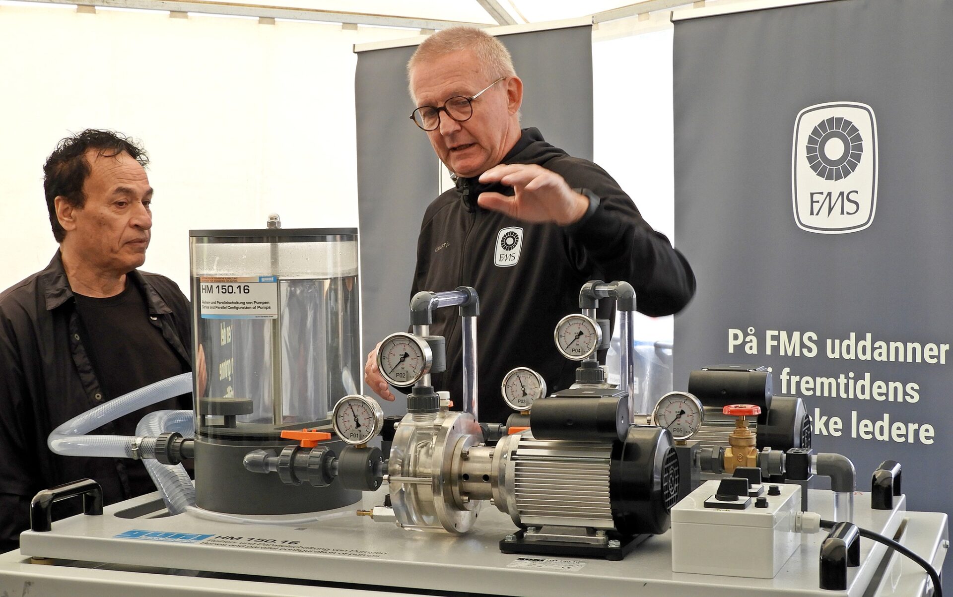 Virksomheder og organisationer præsenterede alt fra energiløsninger til fremtidens uddannelsesmuligheder. Foto: Per Benny Paulsen.