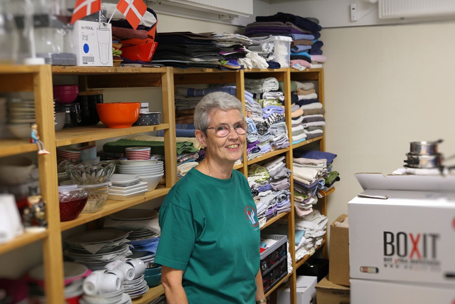 Karen Marie har været med til at pakke 114 startkasser på sit depot. Foto: Johnny Tauman.