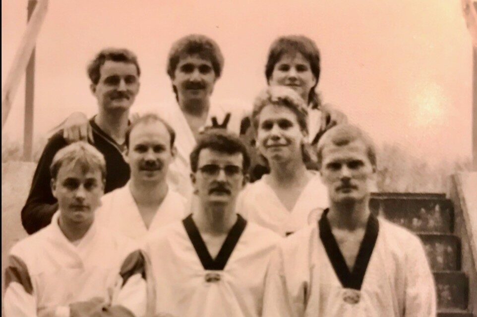 Esbjerg Taekwondo Klub kan fejre 50 år - flere medlemmer har været med hele vejen igennem. Privatfoto.