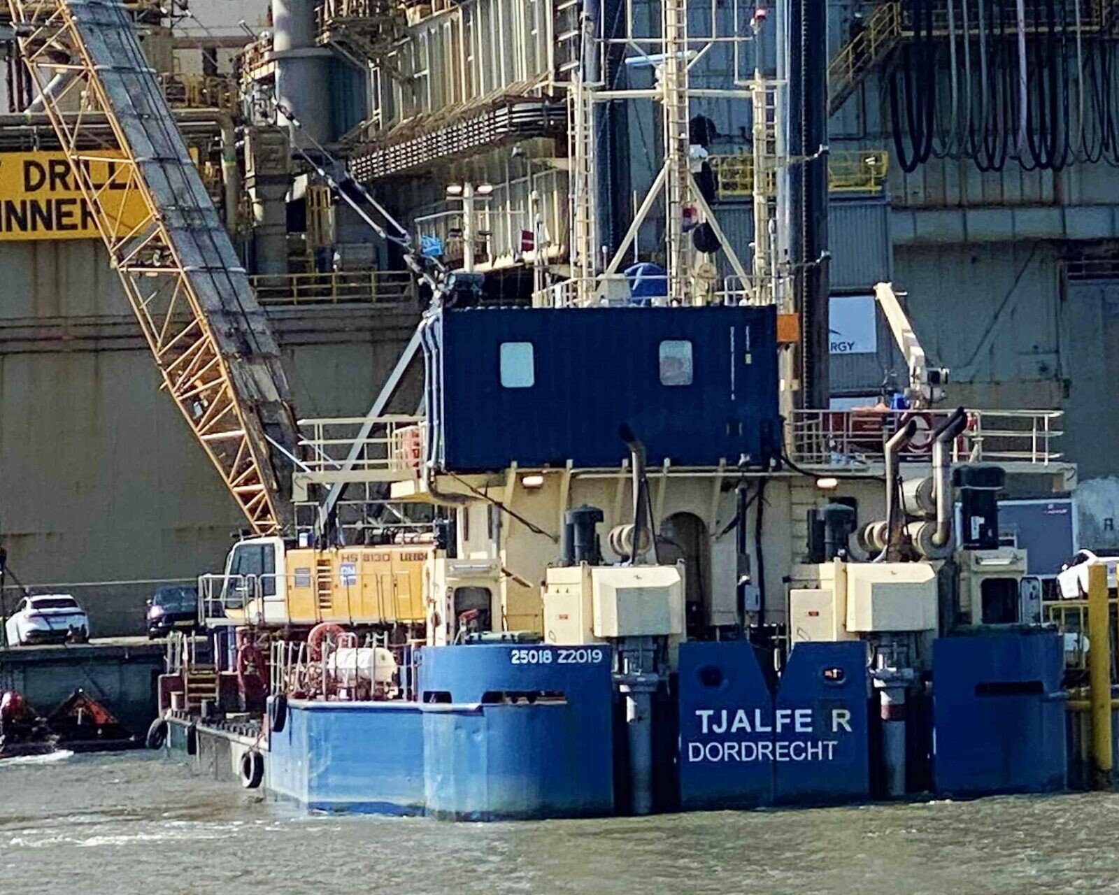 Tjalfe på arbejde langs Doggerkaj. Foto: Johnny Tauman.
