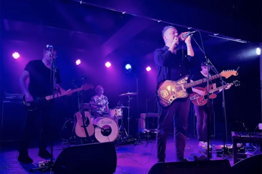 Titelmelodien til Michael Behas "Kurs mod fjerne kyster"-programmer med skibet Havana som omdrejningspunkt, gav Juncker lidt af en renæssance. PR-foto.