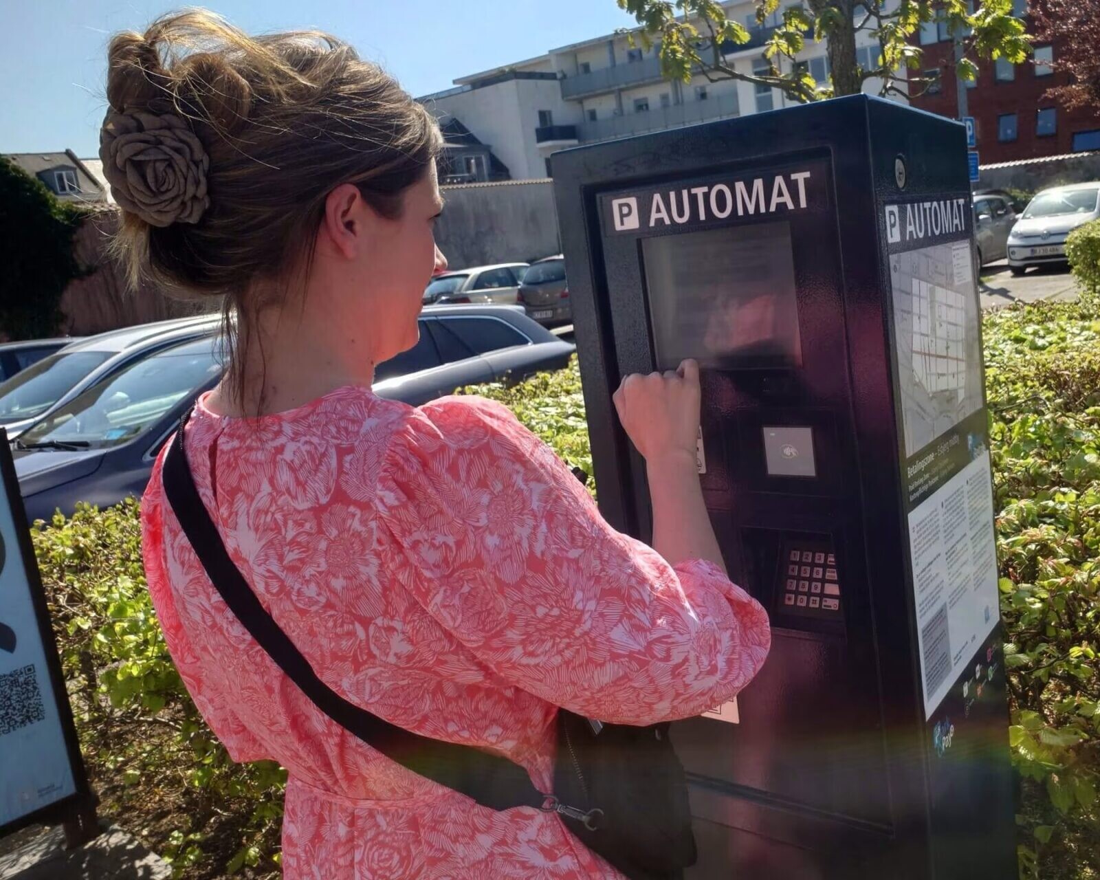 Registrering af parkering i automat i Borgergade. Arkivfoto: Fjodor Pedersen.