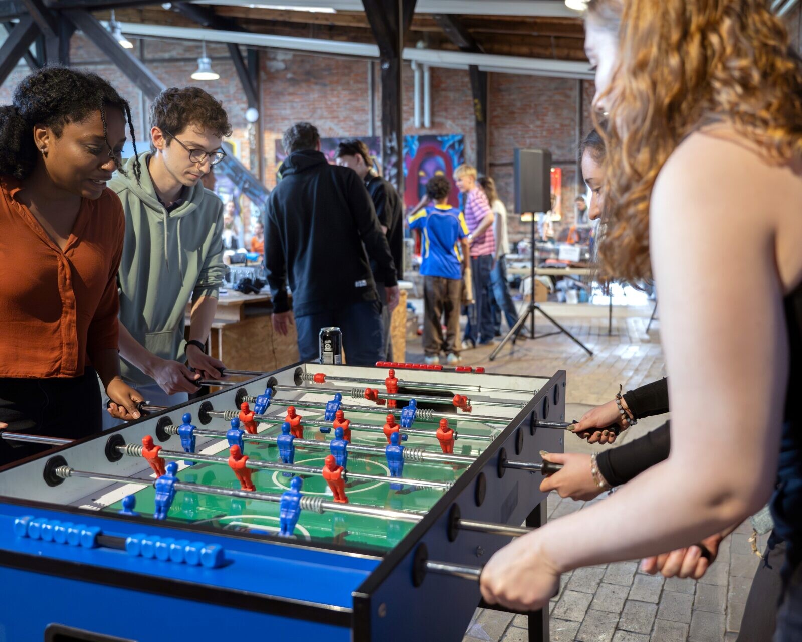 Som et led i det nationale samarbejde, Fælles om ungelivet, inviterer Esbjerg Kommune nu forældre og deres unge mennesker til et arrangement, som sætter fokus på det gode ungdomsliv. Foto: Esbjerg Kommune.