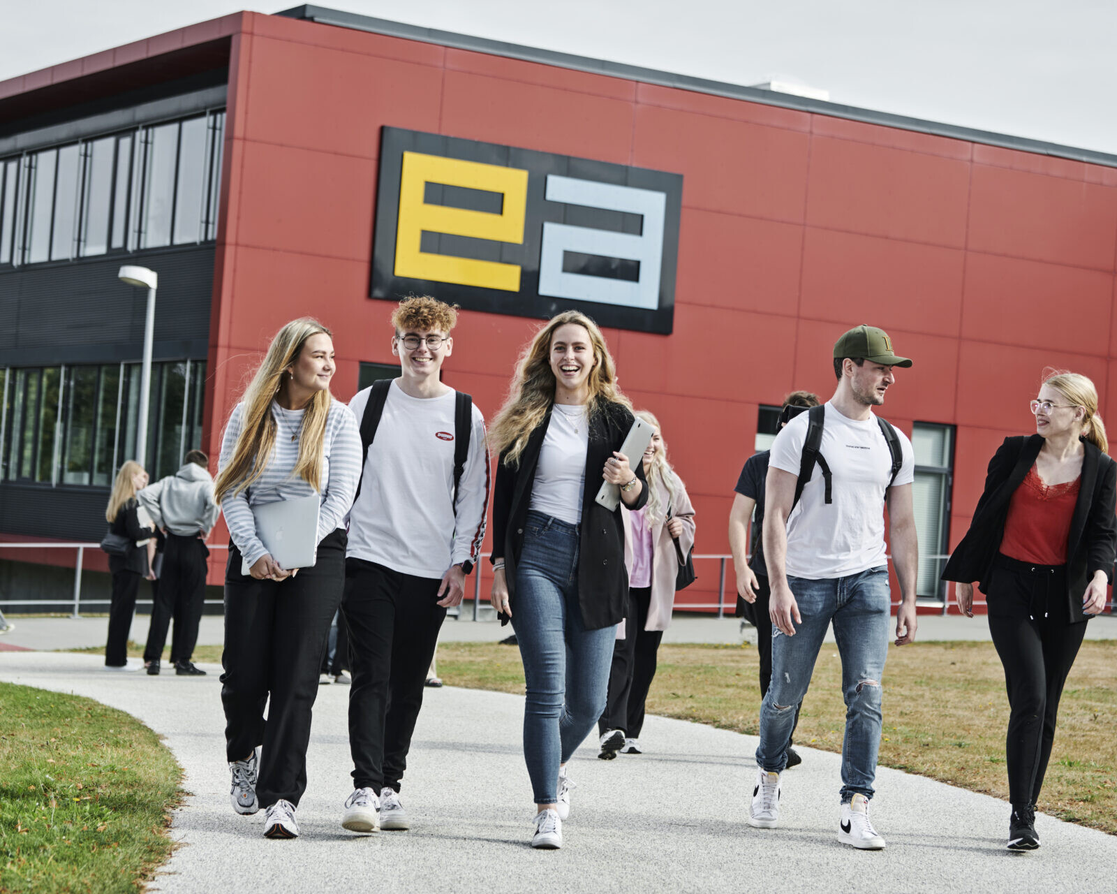 Studerende på EA Vest. Foto: Christer Holte.