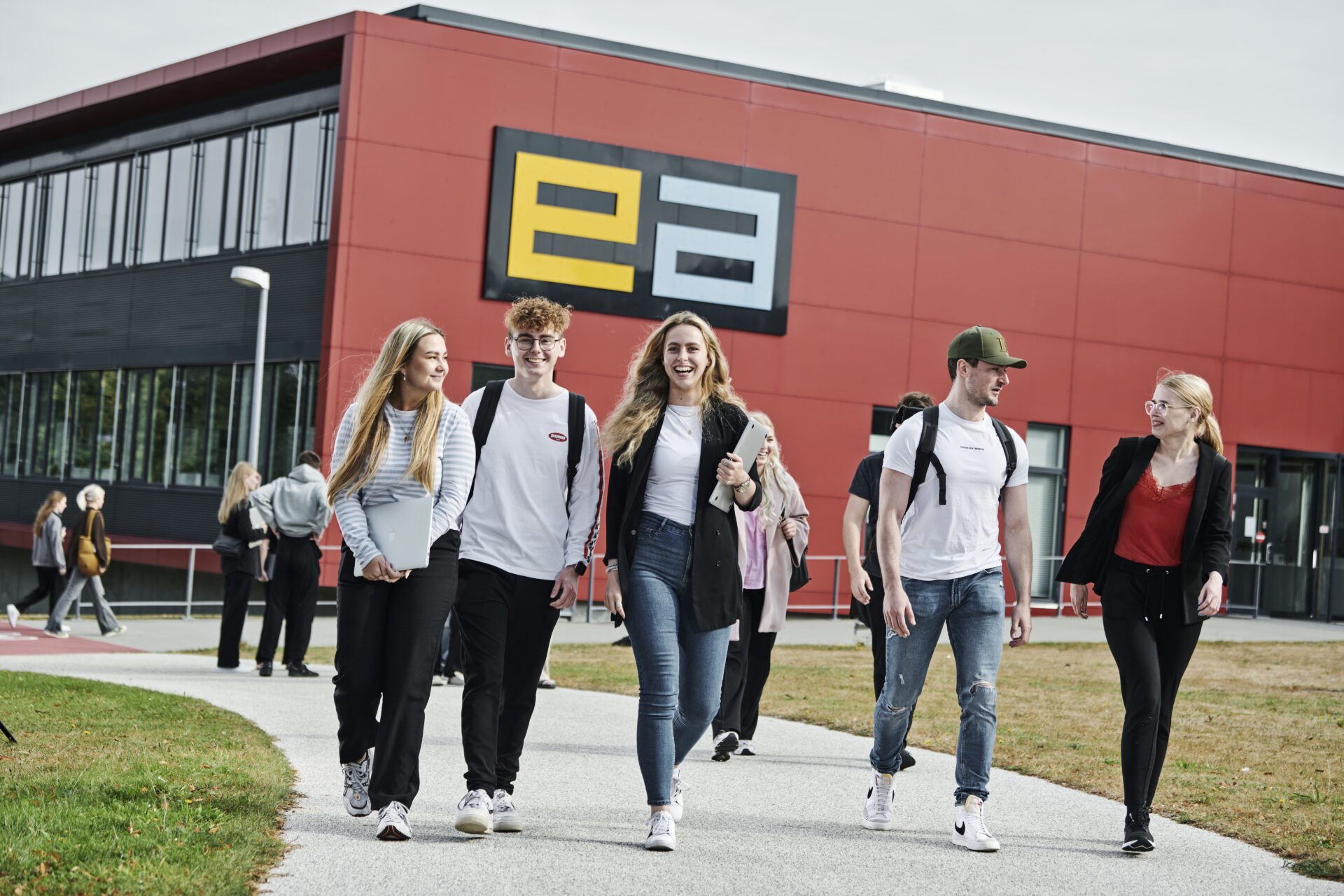 Studerende på EA Vest. Foto: Christer Holte.