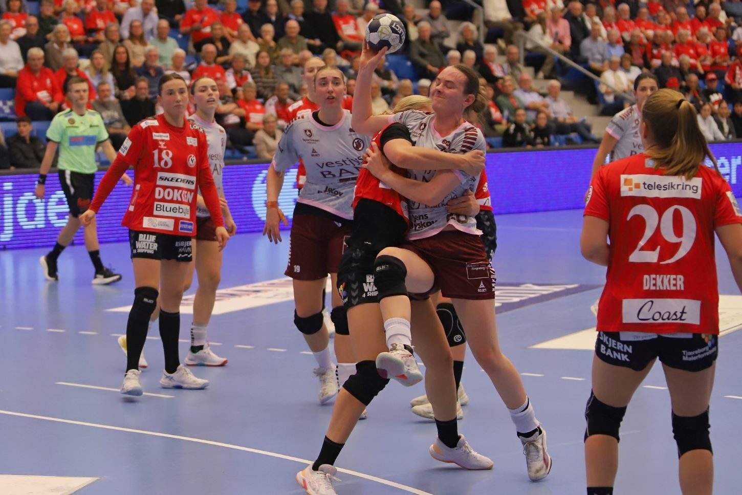 I første halvleg havde Ringkøbing held med at spille tæt mod forsvaret