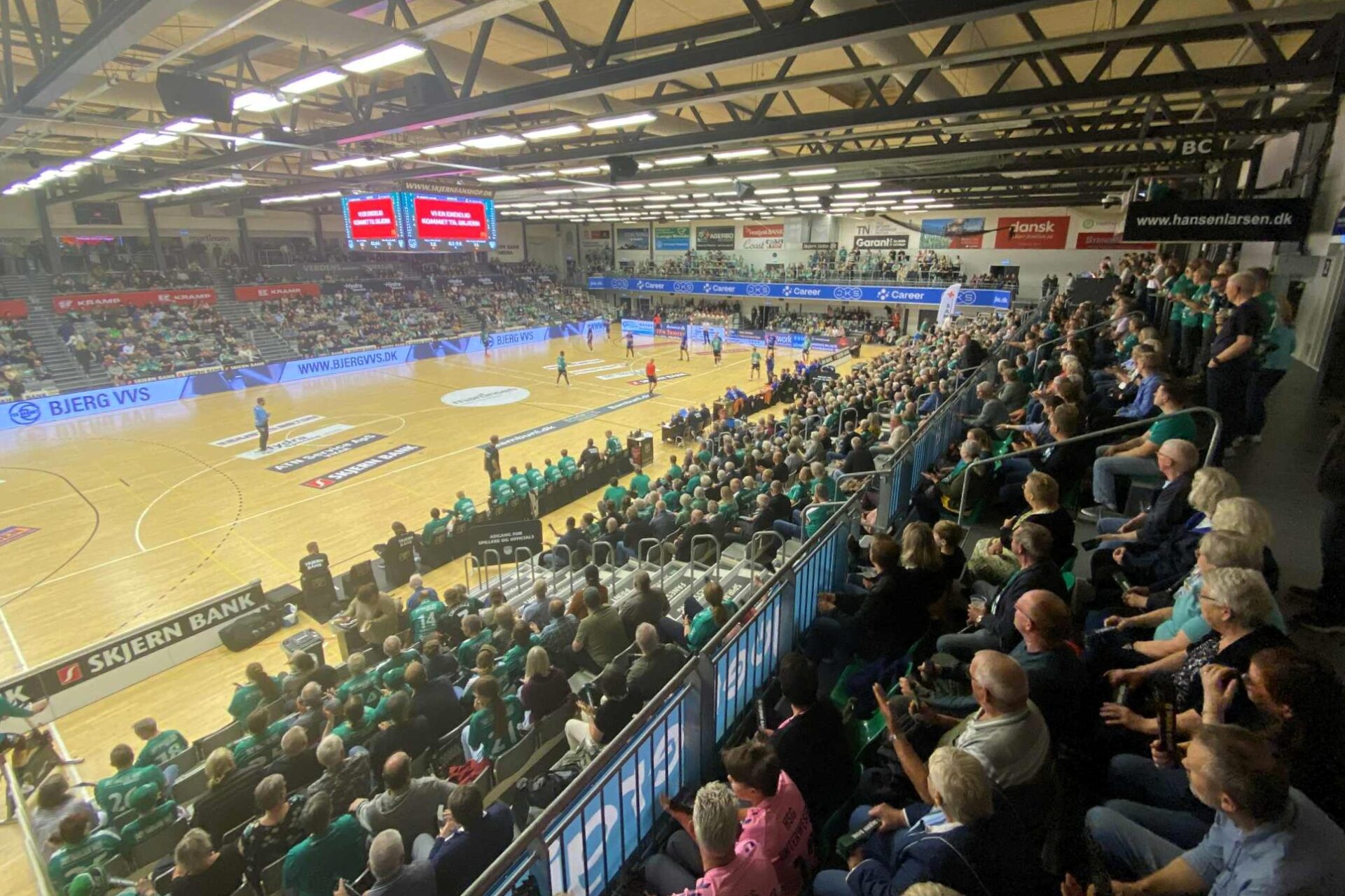 Der var nerve og intensitet i lokalopgøret. Foto: Johnny Tauman.