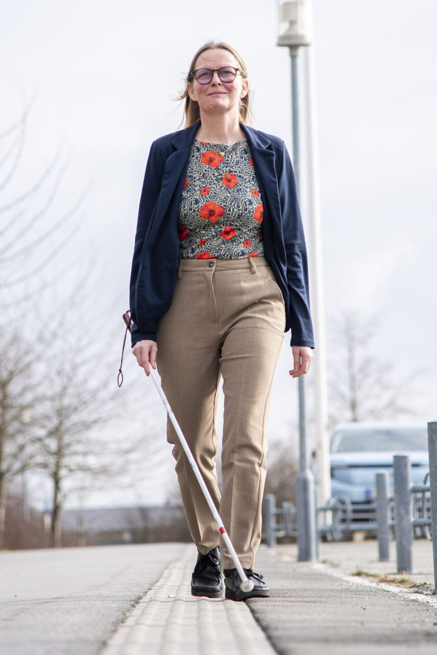 "Ledelinjer er vores vejviser i byen, men kun hvis de er fri," siger Dansk Blindesamfunds landsformand, Diana Stentoft
Henrik Frydkjær