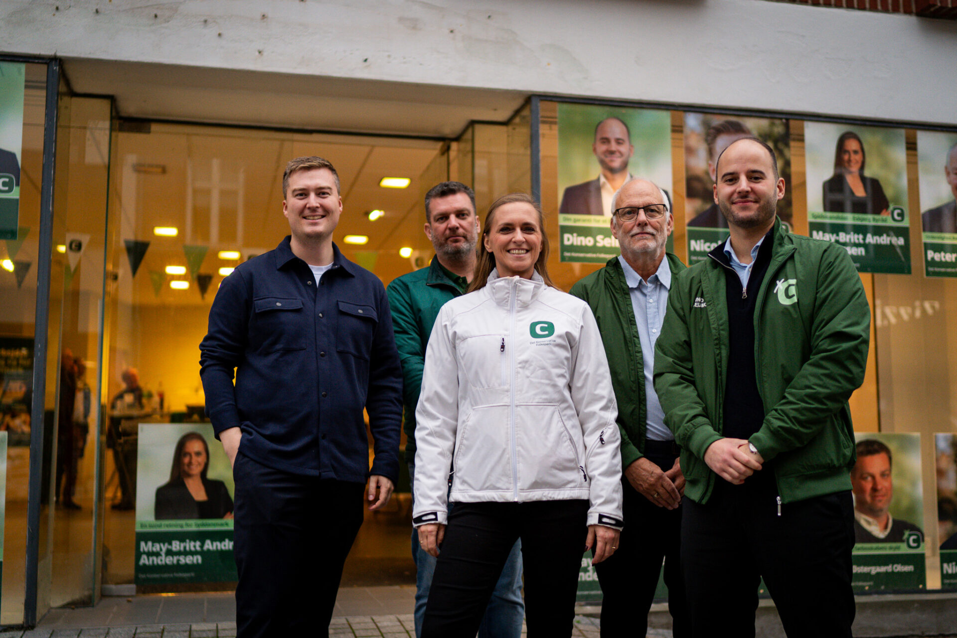 Folketingsmedlem Frederik Bloch Münster (tv), Martin Østergaard Olsen, May-Britt Andrea Andersen, Ib Nielsen og Dino Selimović. Foto: Fjodor Pedersen.