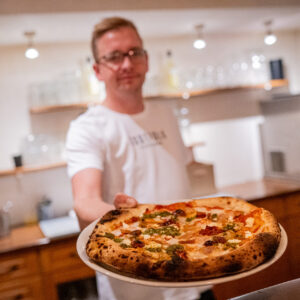 Godtfolk Pizzabar baserer deres pizzaer på surdejsbund og autentiske råvarer. Foto: Fjodor Pedersen.