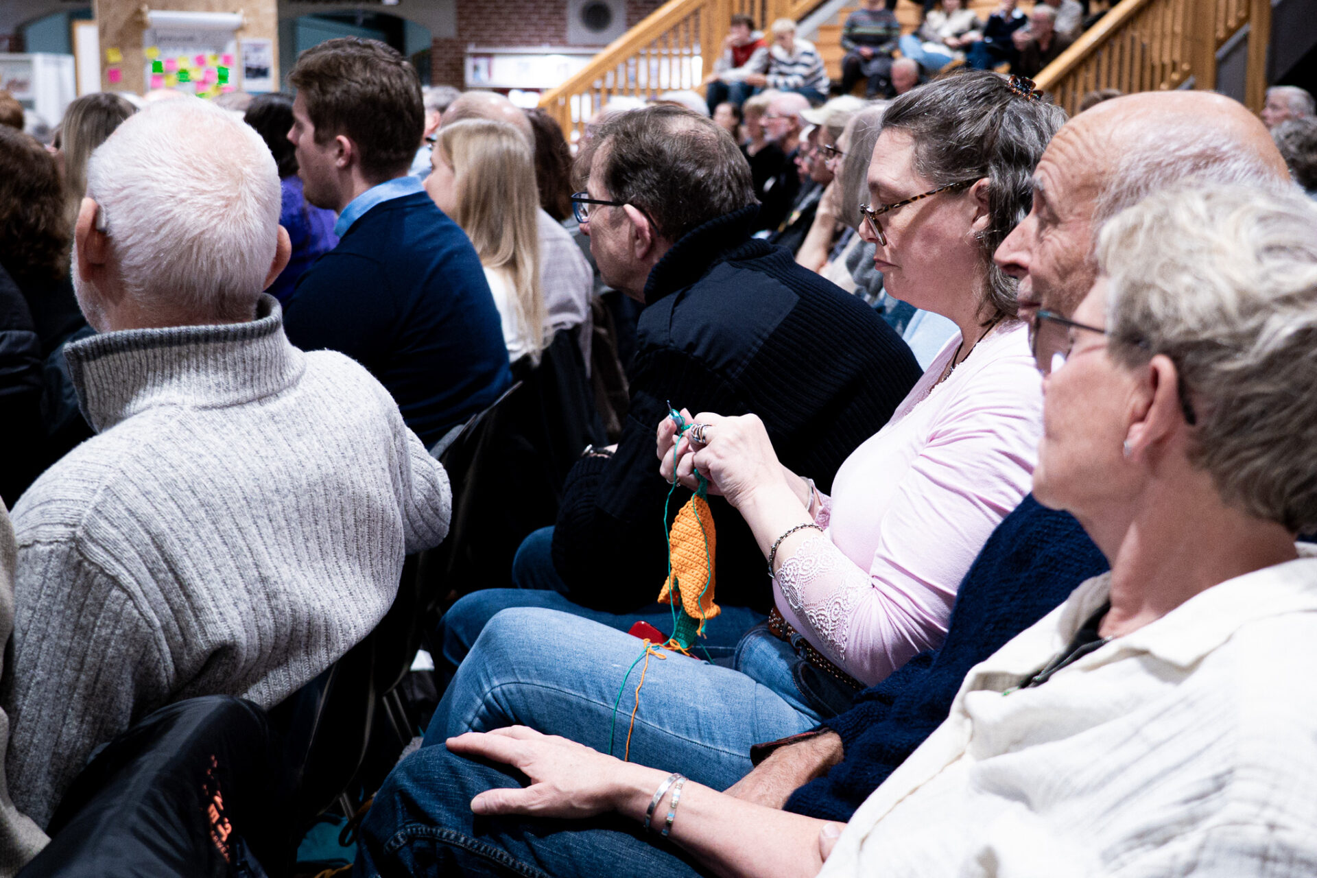 En enkelt havde taget strikketøjet med. Foto: Fjodor Pedersen.