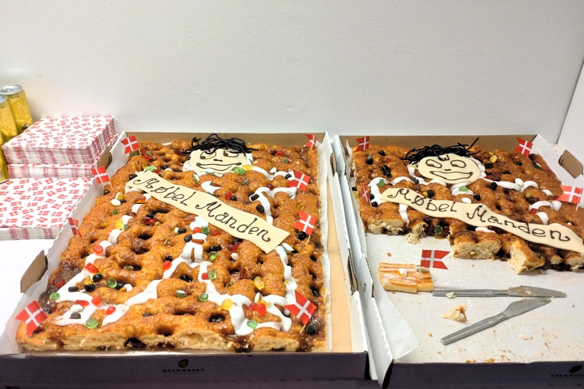 Møbelmanden som kagemand ... Foto: Louise Sand.