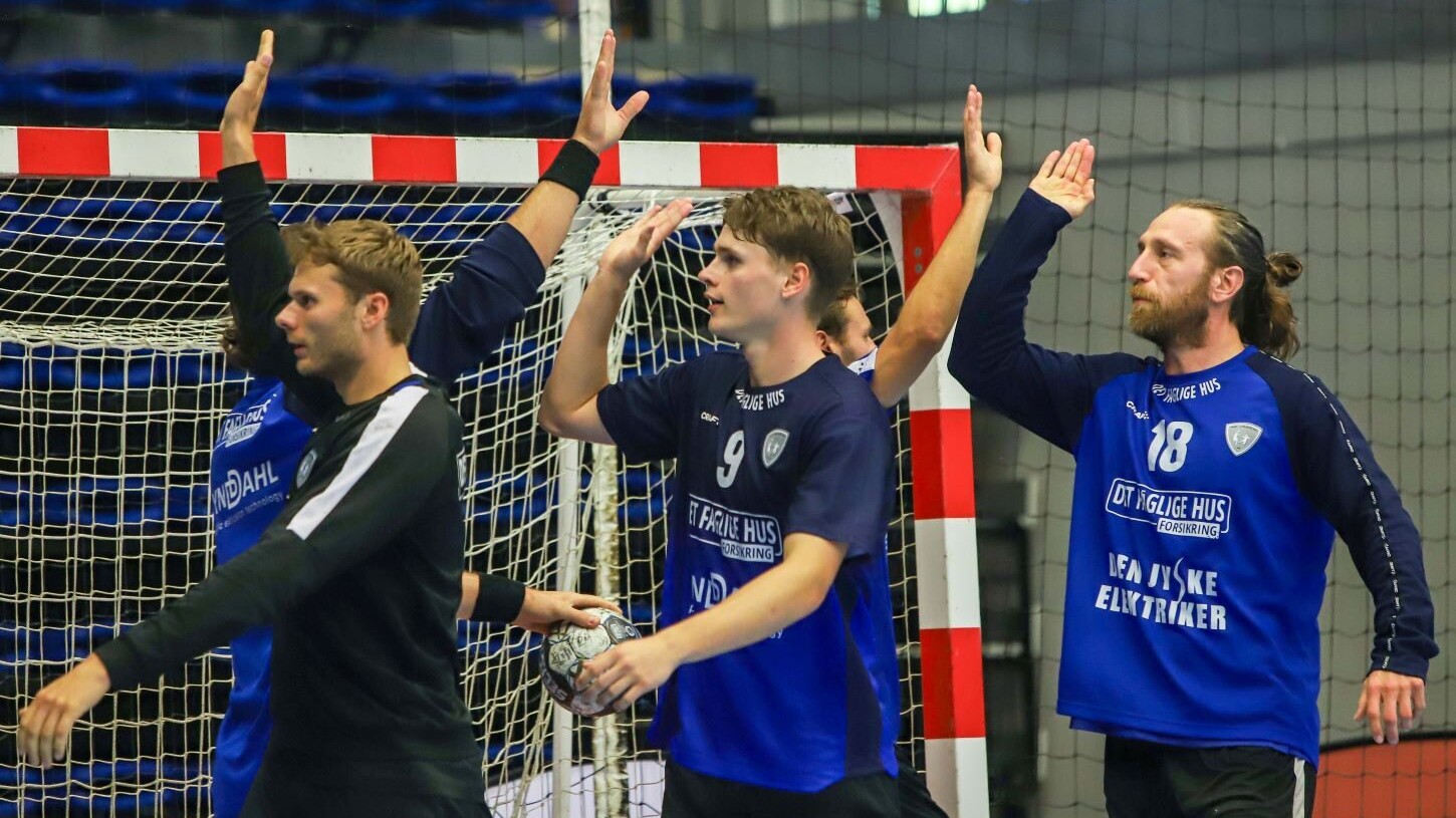 Den ældste er en gevinst for de unge fløje. Foto: Johnny Tauman. Ribe-Esbjerg.