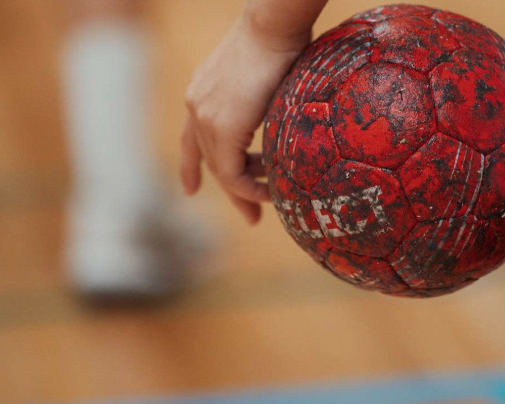 DanskHåndbold vil med nyt samarbejde bryde tabuet om menstruation og skabe trygge rammer for unge piger i sporten. Foto: DanskHåndbold.