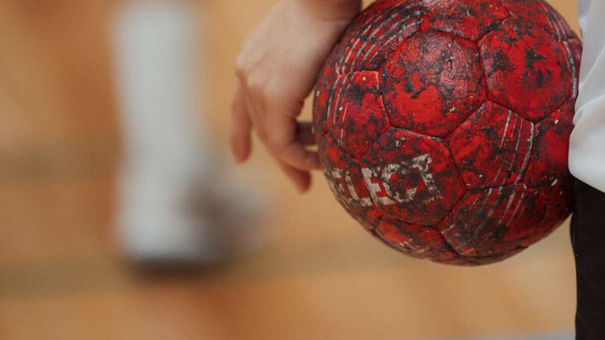 DanskHåndbold vil med nyt samarbejde bryde tabuet om menstruation og skabe trygge rammer for unge piger i sporten. Foto: DanskHåndbold.