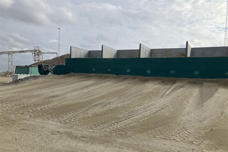 Det nye anlæg i Esbjerg gør det muligt at levere op mod 1,2 millioner tons råstoffer om året til bygge- og anlægsbranchen. Foto: NCC.