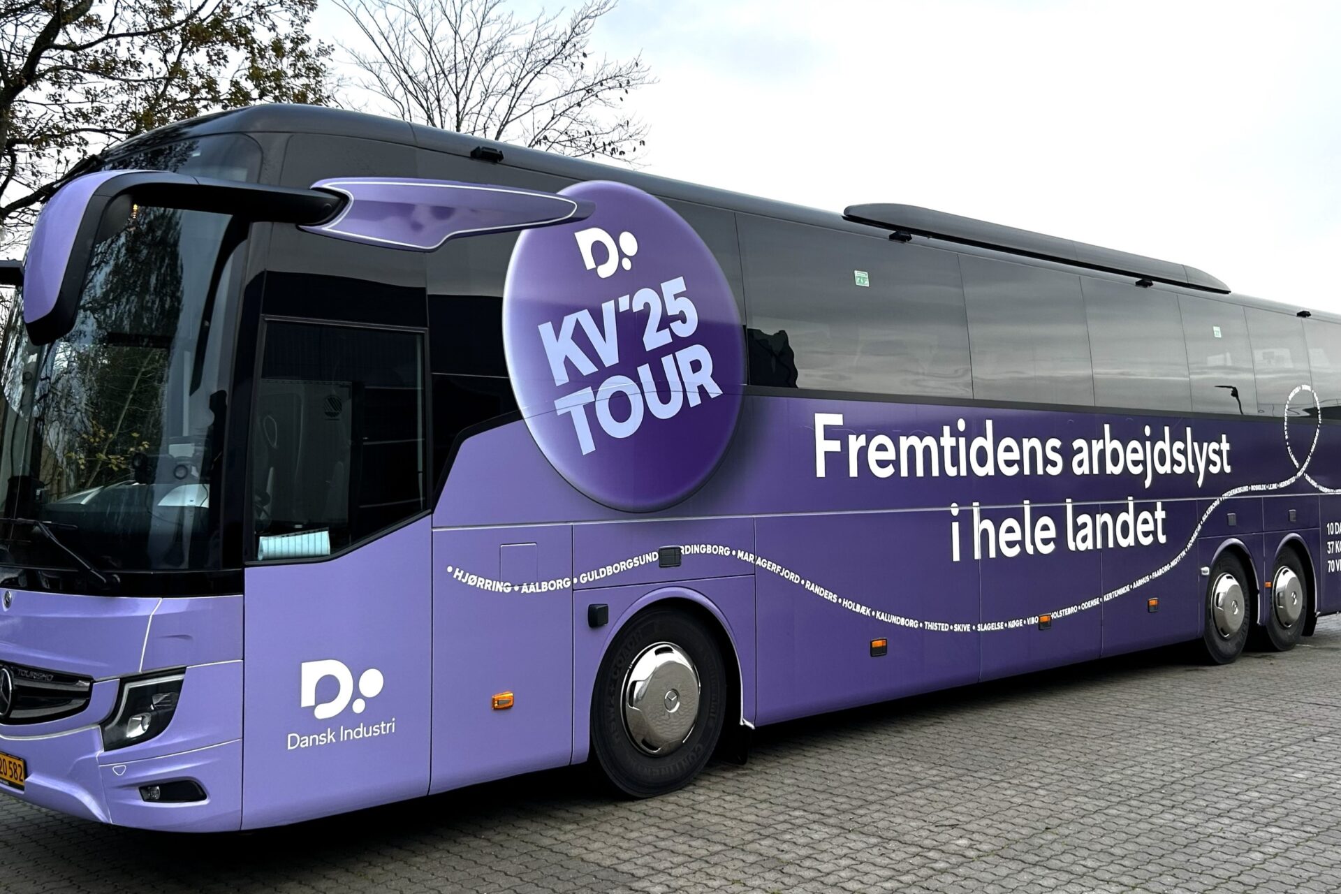 Dansk Industris Valgbus er for tiden på Danmarksturné. Pressefoto.
