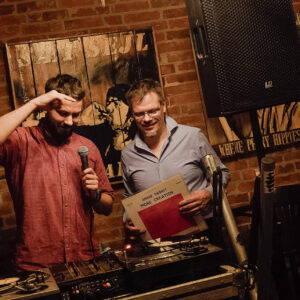 Jesper Willumsen aka Bogormen havde medbragt tyrkisk og thailandsk folkemusik. Foto: Fjodor Pedersen.