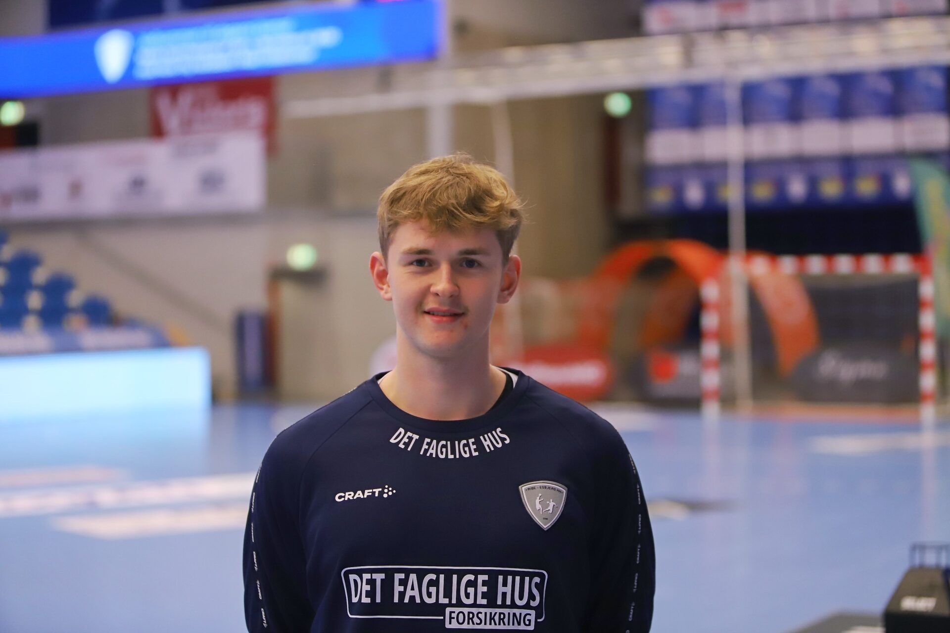 Jacob så kampen fra udskiftningsbænken - og opleverede en brandkamp af Mads Brandt