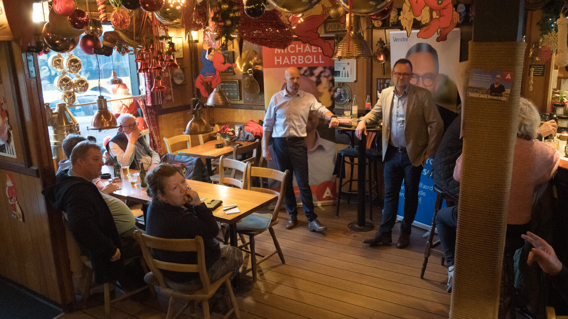 Michael Habøll (S) og Jesper Frost Rasmussen (V) mødtes til debat på Horns Rev. Foto: Fjodor Pedersen.