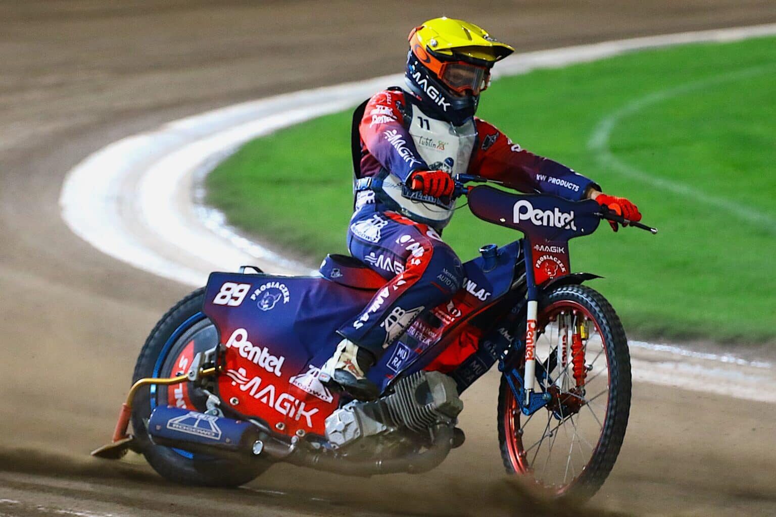 Emil Sayfutdinov trækker i den blå Viking-dragt fra 2026.. Pressefoto.