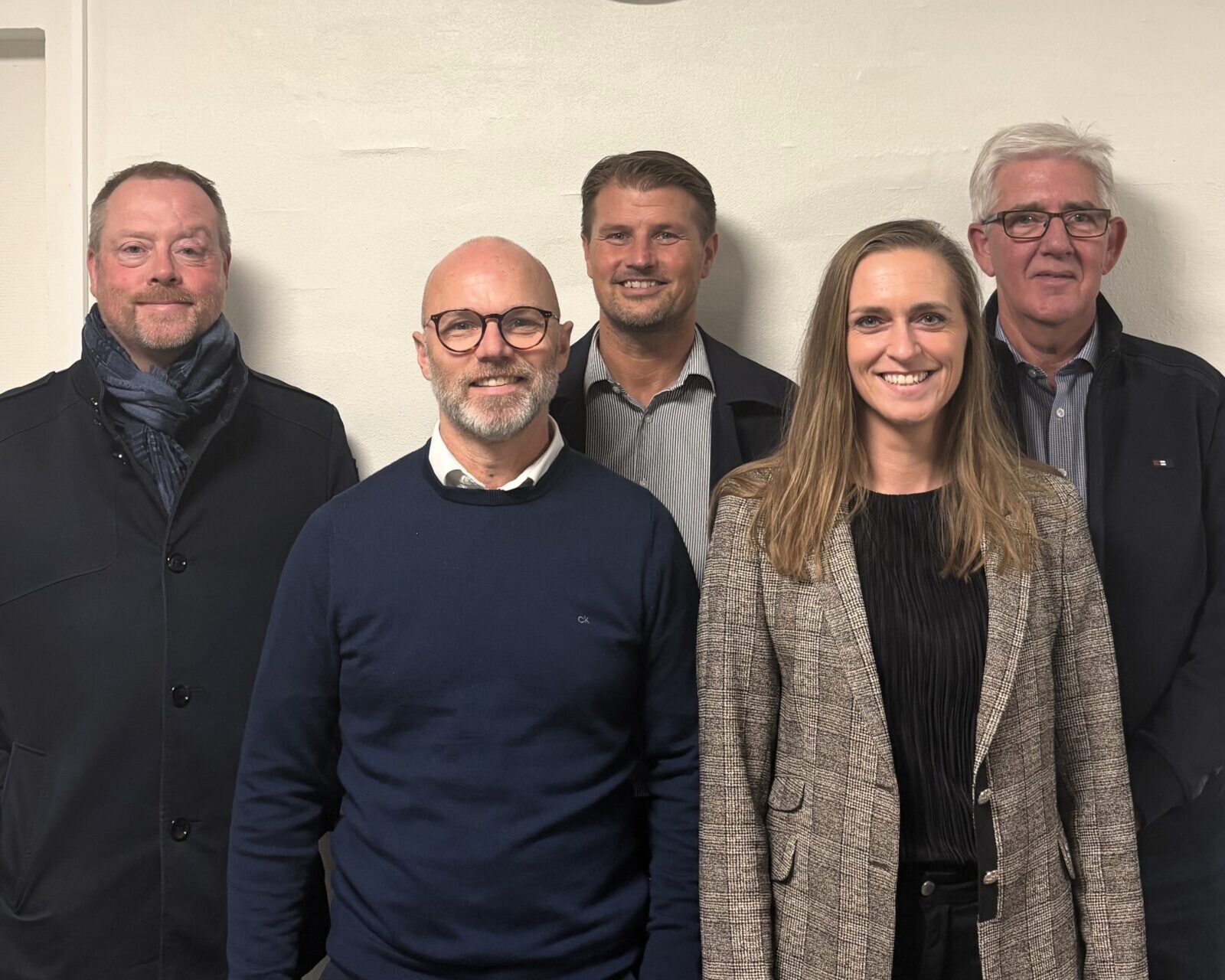 På billedet ses fra venstre: Peter Laursen, Claus Pedersen, Michael Nørgaard, May-Britt Andrea Andersen og Peder Tørnqvist. Privatfoto.