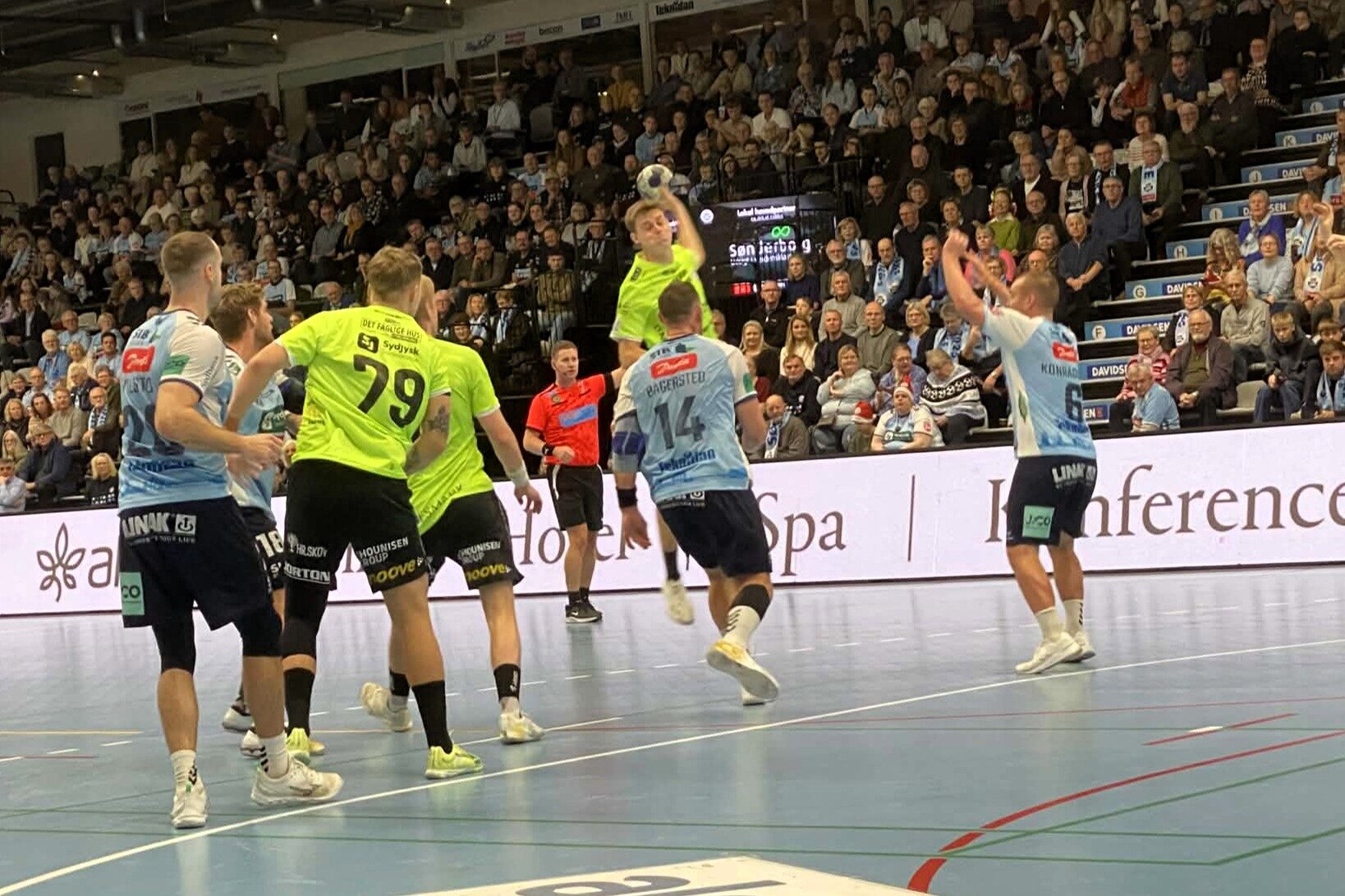 SønderjyskE - Ribe-Esbjerg HH. Foto: Johnny Tauman.