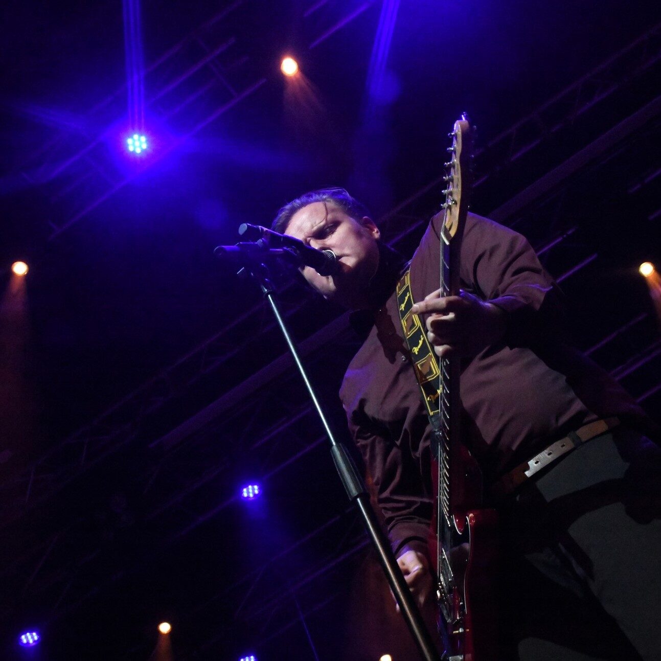 En Esbjerg-aften i topklasse: Esbjerg Ensemble havde på Tobakken lørdag samlet cremen af lokal kultur, hvor der både var klassisk og rytmisk musik, underholdning og kor. Foto: Peter Langwithz Smith.