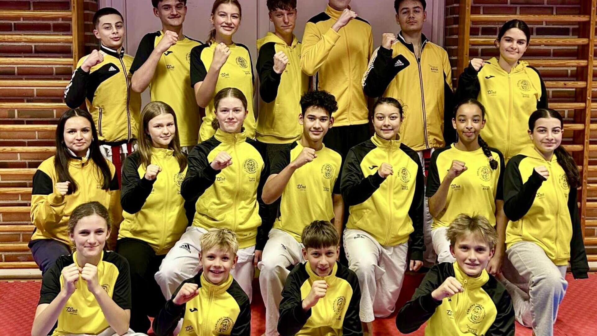 Esbjerg Taekwondo Klub sender i år 19 kæmpere afsted til DM i Vejle. Pressefoto.