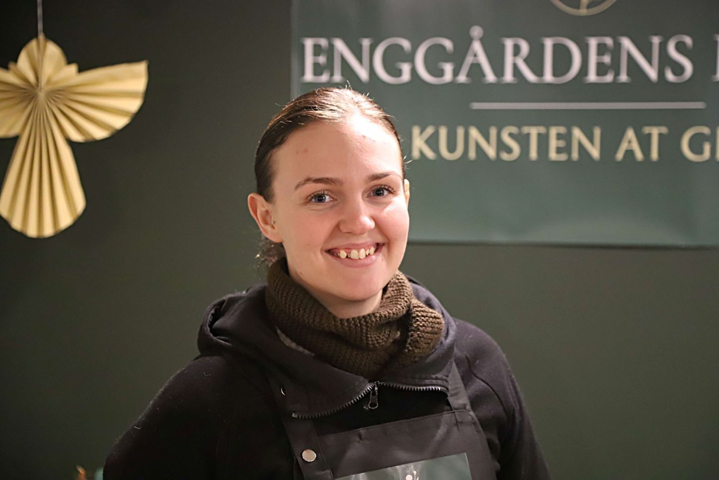 Cecilie elsker sit valg - blomster, dekorationer med tid til at ride og spille klaver. Foto: Johnny Tauman.