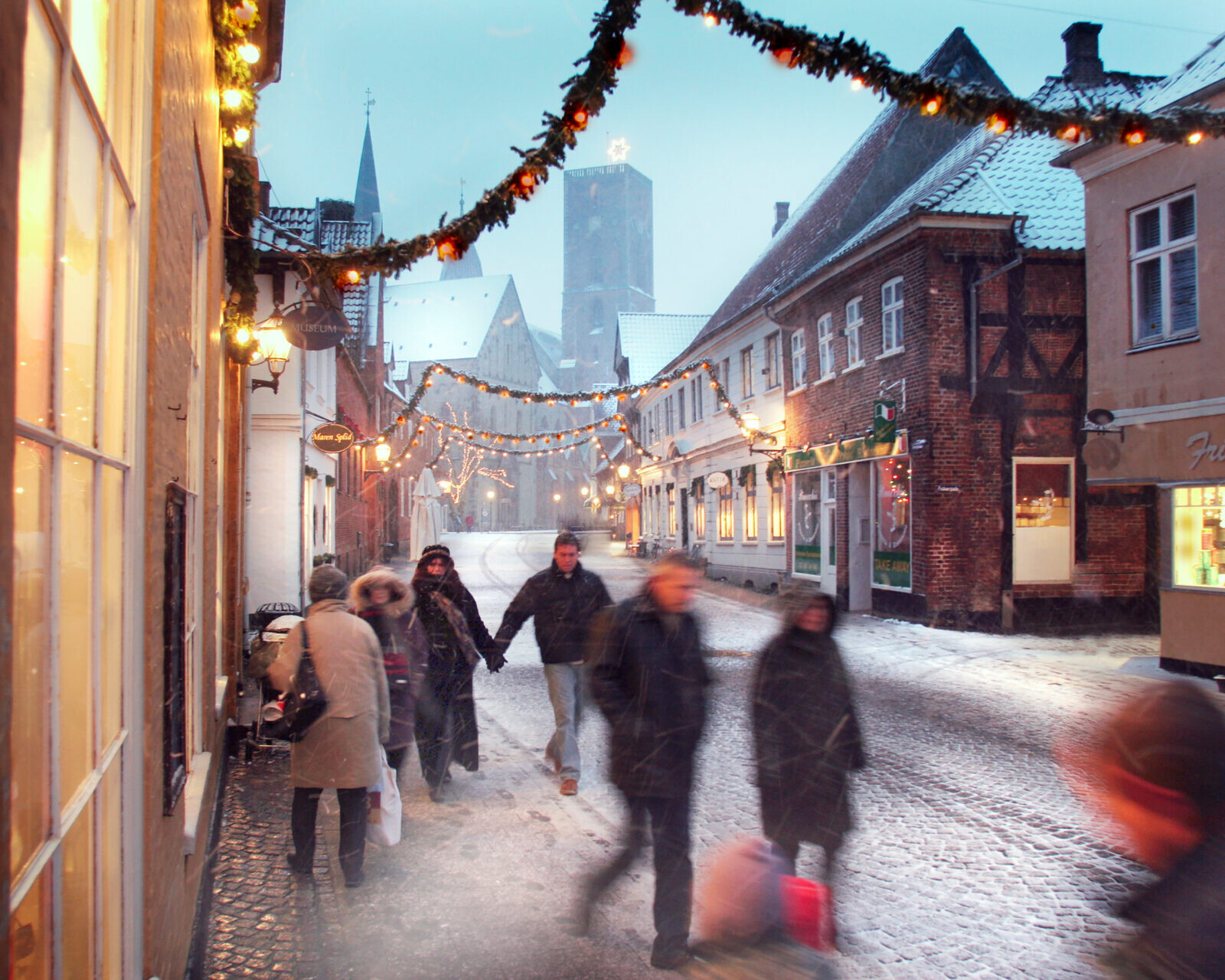Ribe i juledragt, fotograferet af Poul Anker Nielsen i 2004. Foto: Esbjerg Byhistoriske Arkiv.