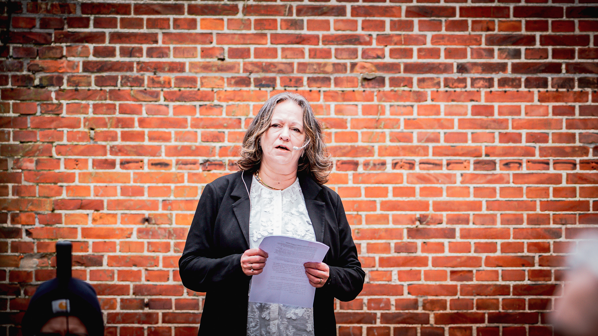Susanne Dyreborg (DD), formand, Kultur & Fritid, åbnede officielt Esefestival. Foto: Fjodor Pedersen.