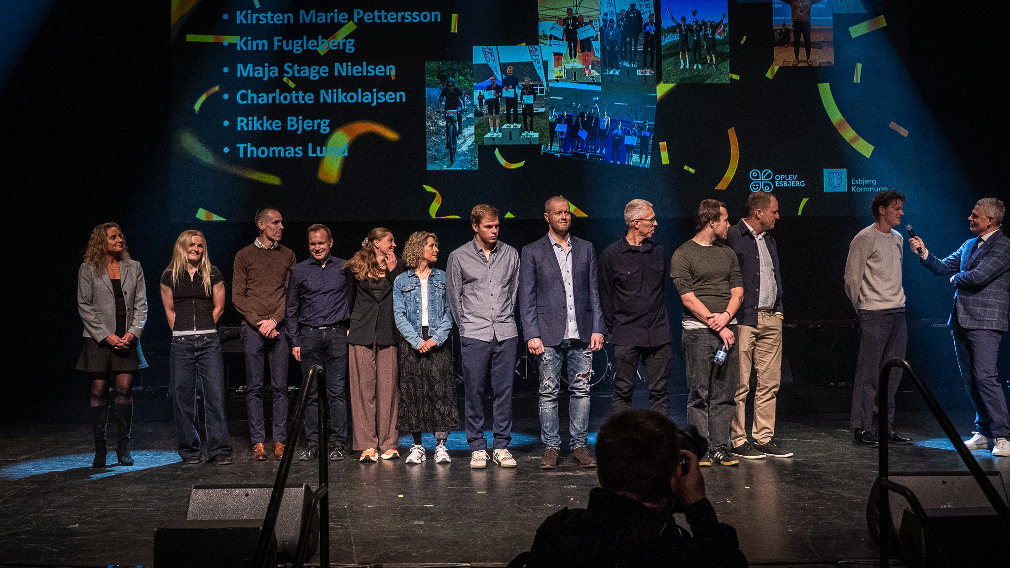 Multiatleterne Esbjerg: Andreas Nikolajsen, Mikkeline Fugleberg, Thomas Nielsen, Hans Henrik Lindberg Schmidt, Kirsten Marie Pettersson, Kim Fugleberg, Maja Stage Nielsen, Charlotte Nikolajsen, Rikke Bjerg, Thomas Lund, Henry Stokholm, Jesper Præst og Tobias Broström. Foto: Fjodor Pedersen.