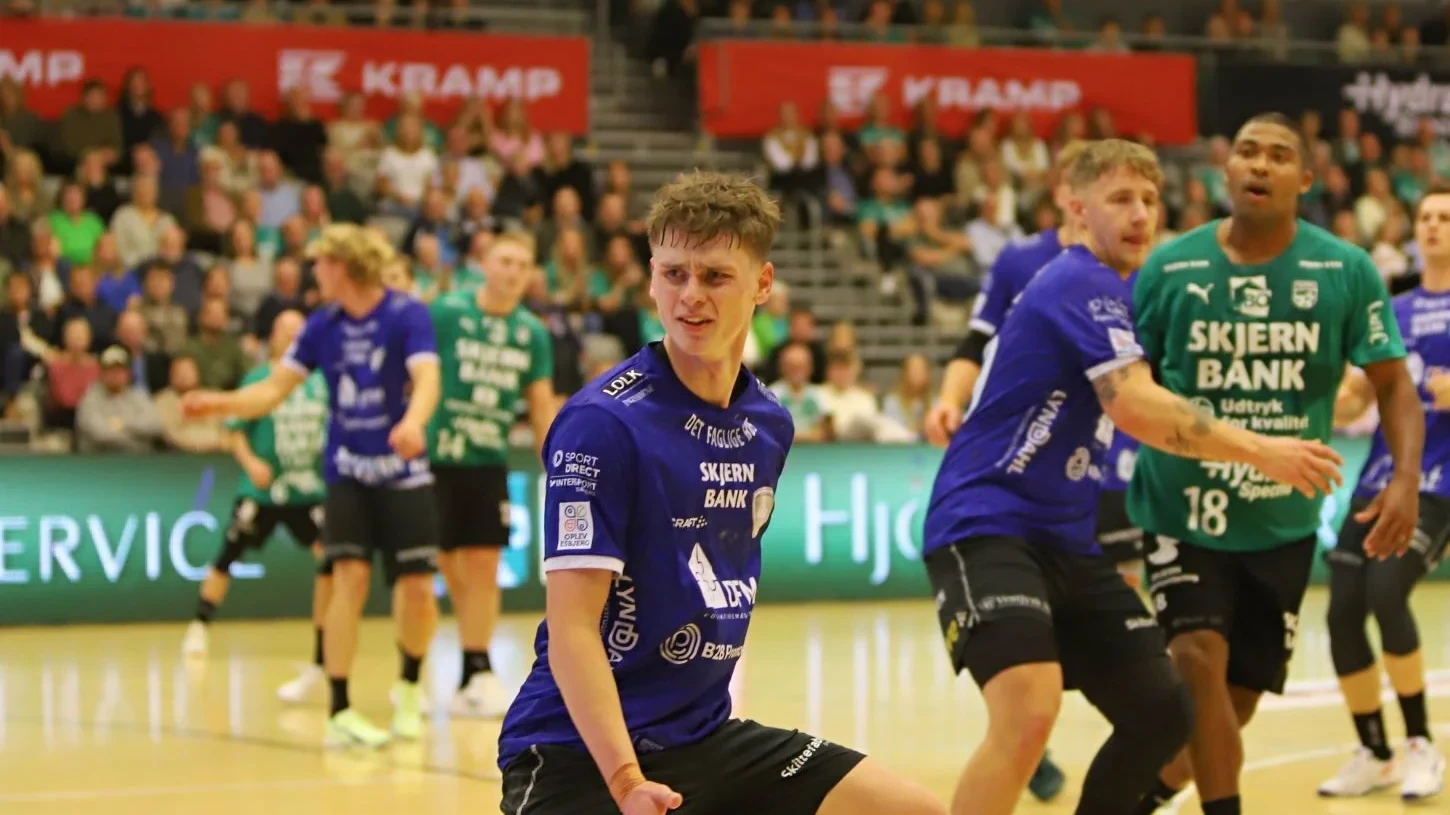 Mads Aarhus i en kamp mod Viborg HK. Arkivfoto: Johnny Tauman.