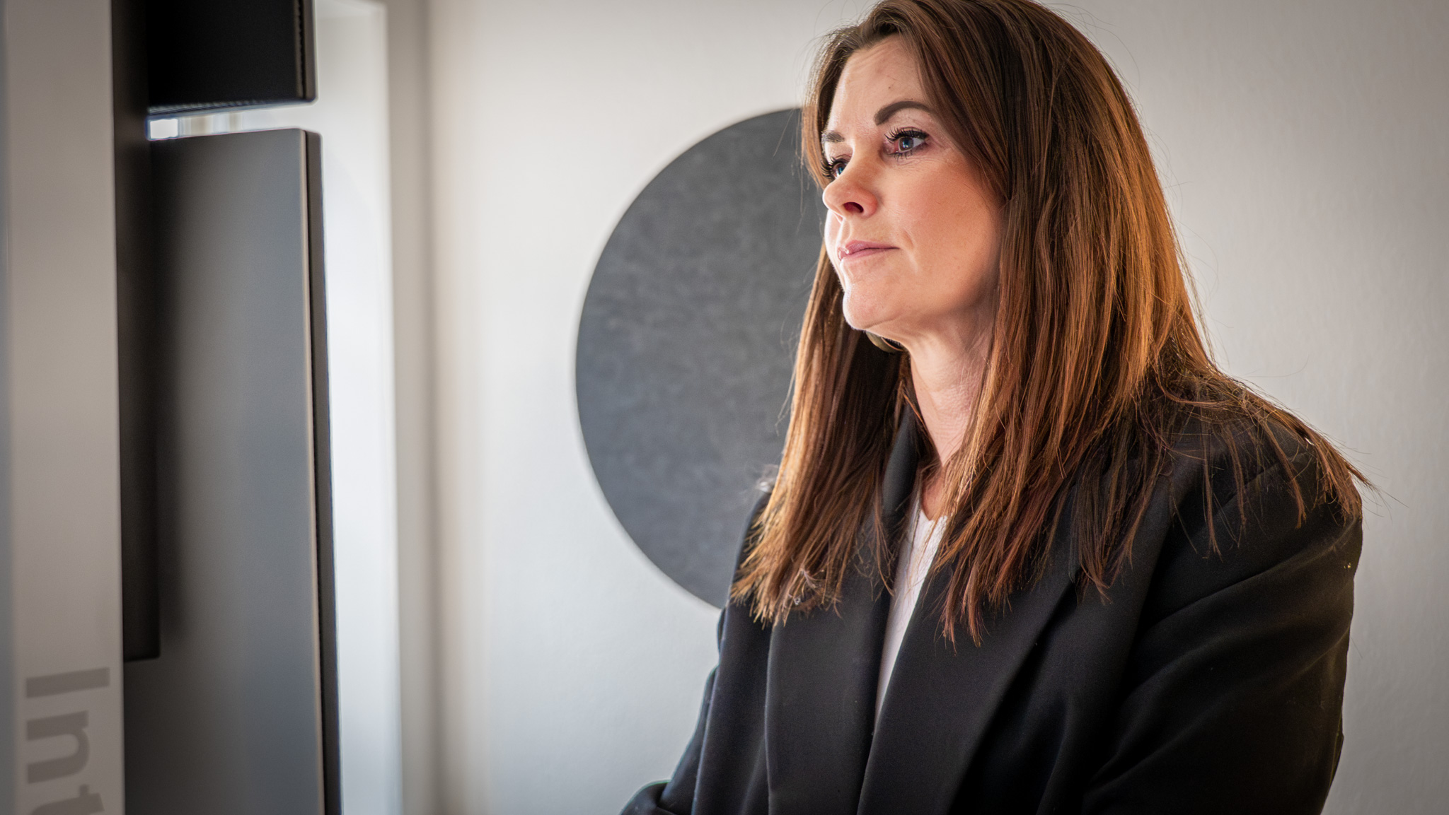 Med avanceret billedteknologi dokumenteres huden i detaljer, så selv små ændringer kan opdages over tid. Foto: Fjodor Pedersen.