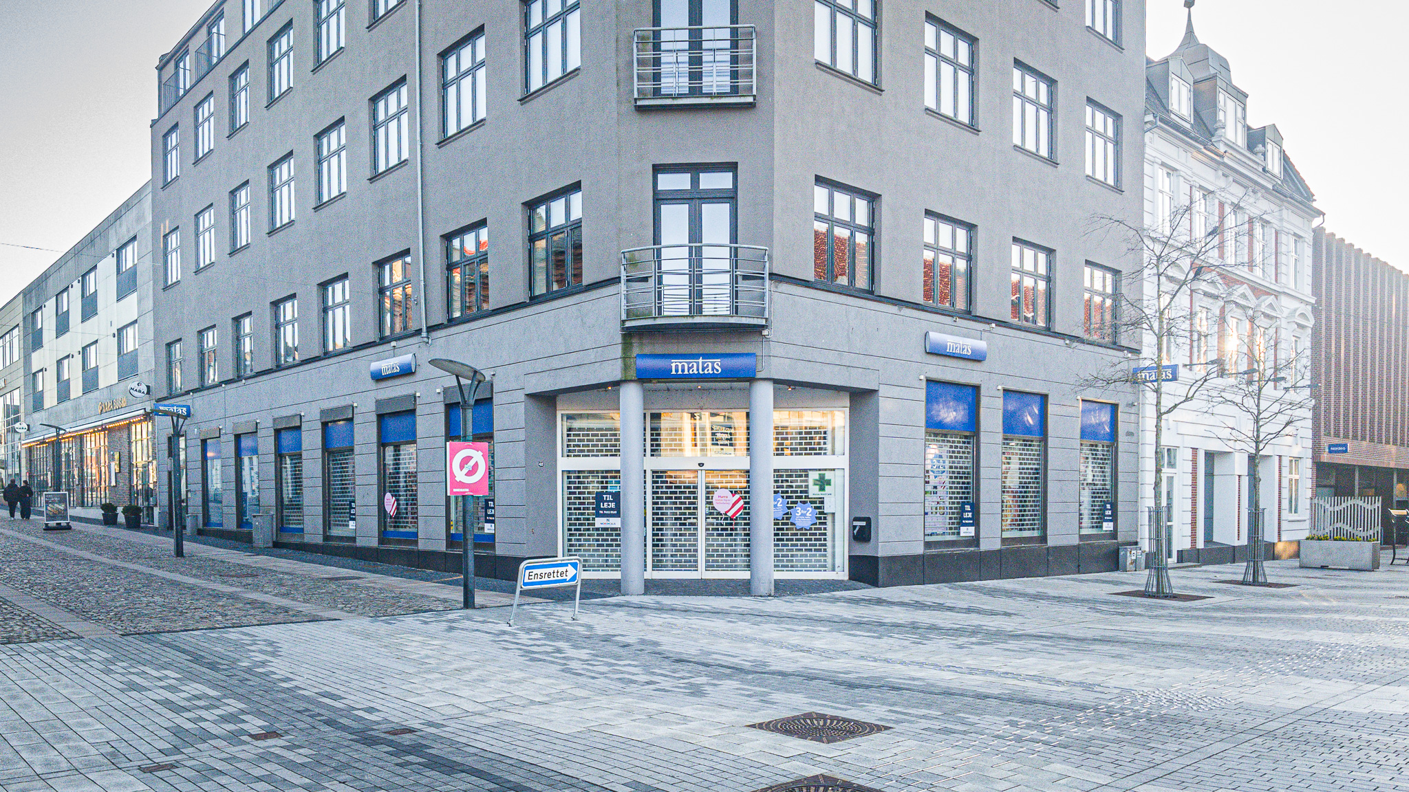 Matas har ligger på adressen siden 1990'erne, da Handelsbanken fusionerede med Den Danske Bank, som den hed dengang. Foto: Fjodor Pedersen.