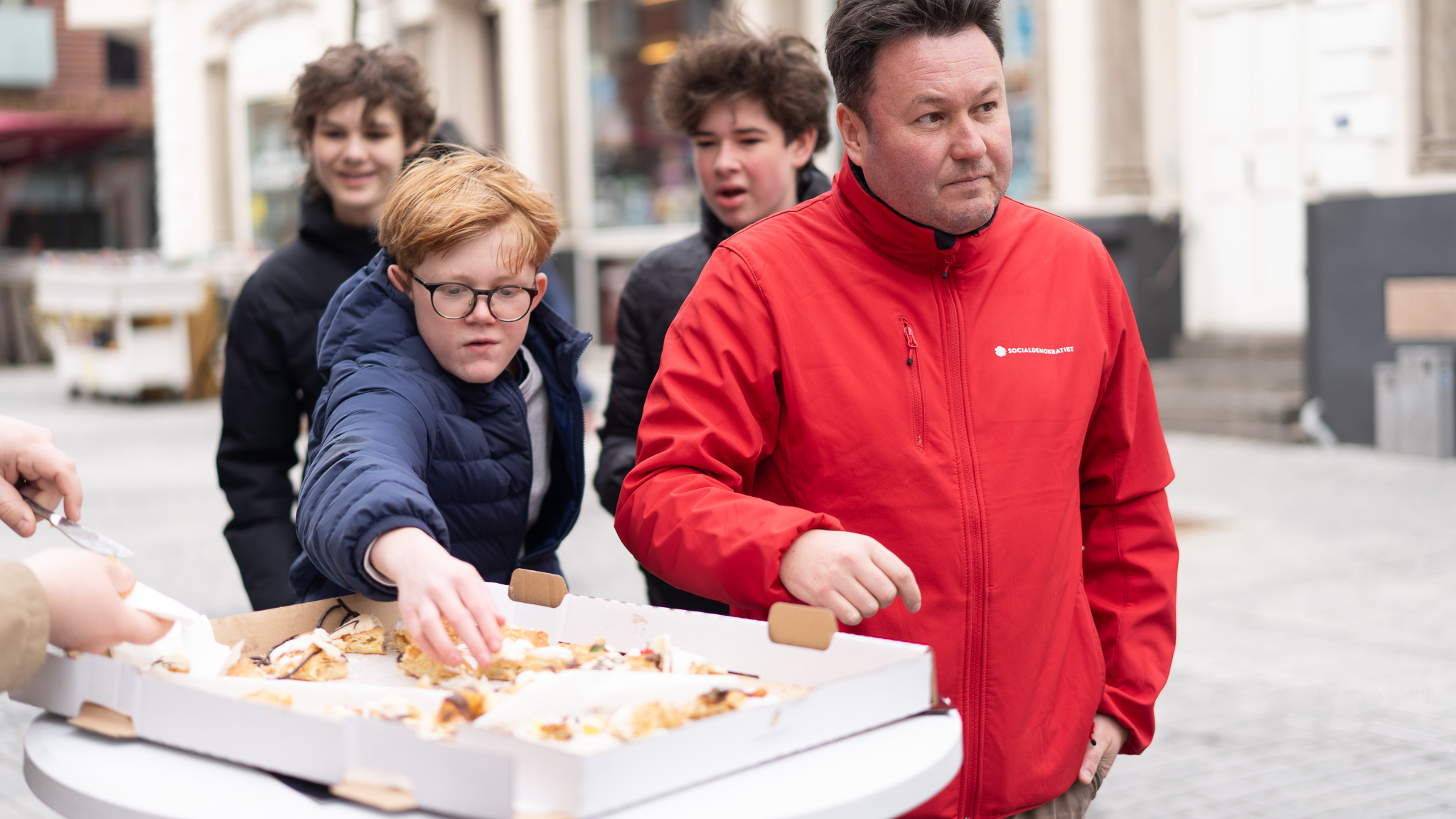 Dem uden stemmeret sikrede sig også en bid af kagen. Foto: Fjodor Pedersen.