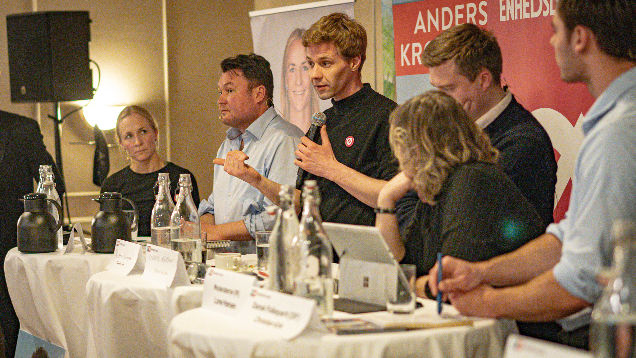 Valgdebat på Jerne Kro, torsdag den 19. marts 2026. Foto: Fjodor Pedersen.